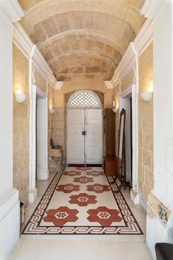 Traditional & Modern Maltese Townhouse - Rooftop Terrace And Sea Views, Close To Birgu Waterfront Cospicua Εξωτερικό φωτογραφία