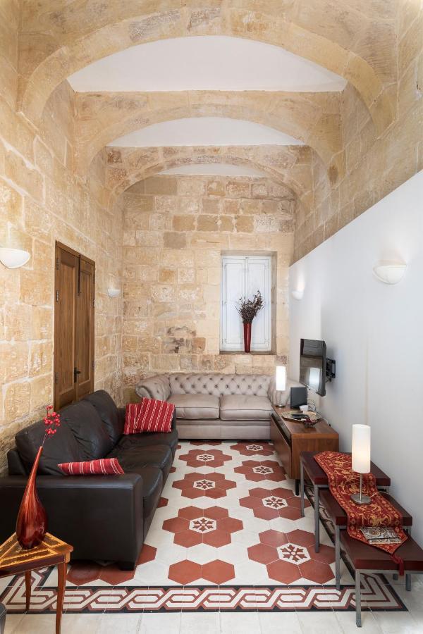Traditional & Modern Maltese Townhouse - Rooftop Terrace And Sea Views, Close To Birgu Waterfront Cospicua Εξωτερικό φωτογραφία