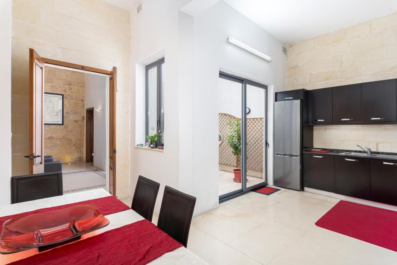 Traditional & Modern Maltese Townhouse - Rooftop Terrace And Sea Views, Close To Birgu Waterfront Cospicua Εξωτερικό φωτογραφία