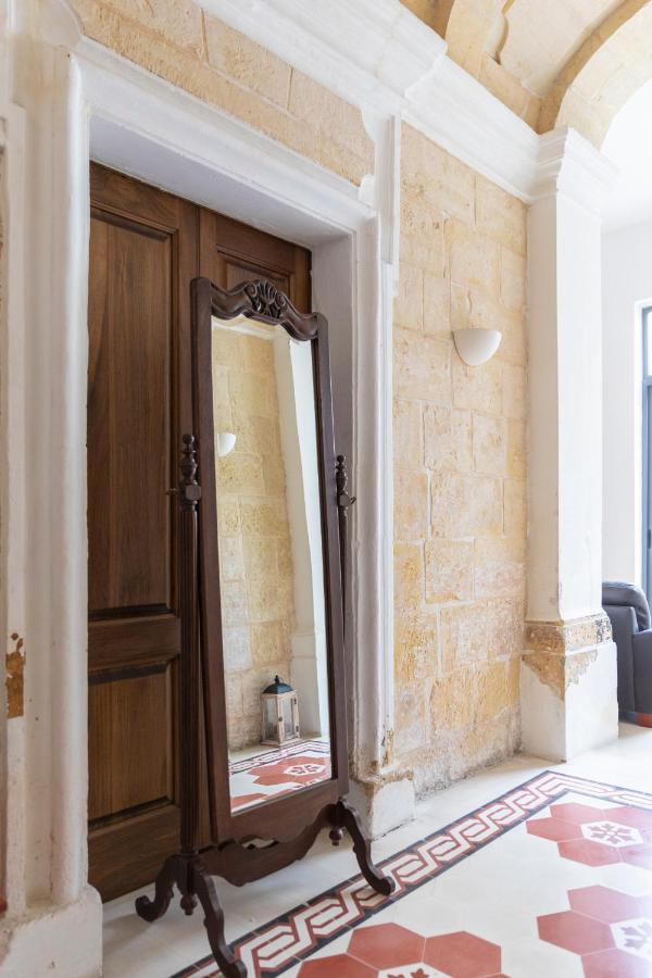 Traditional & Modern Maltese Townhouse - Rooftop Terrace And Sea Views, Close To Birgu Waterfront Cospicua Εξωτερικό φωτογραφία